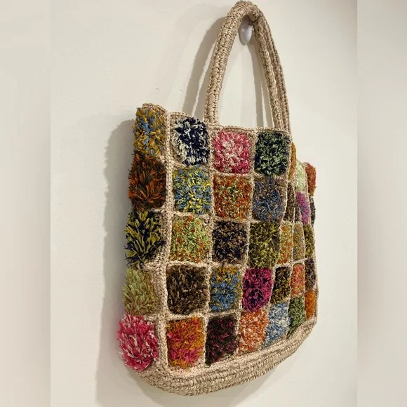 Raffia Crochet Tote Bag - Picture 8 of 17